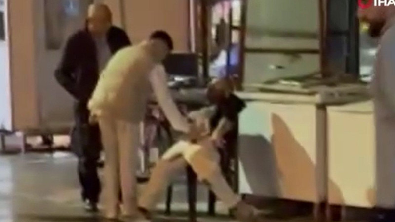 İzmir’de dehşet gecesi! 5 yerinden bıçaklandı - Resim: 2