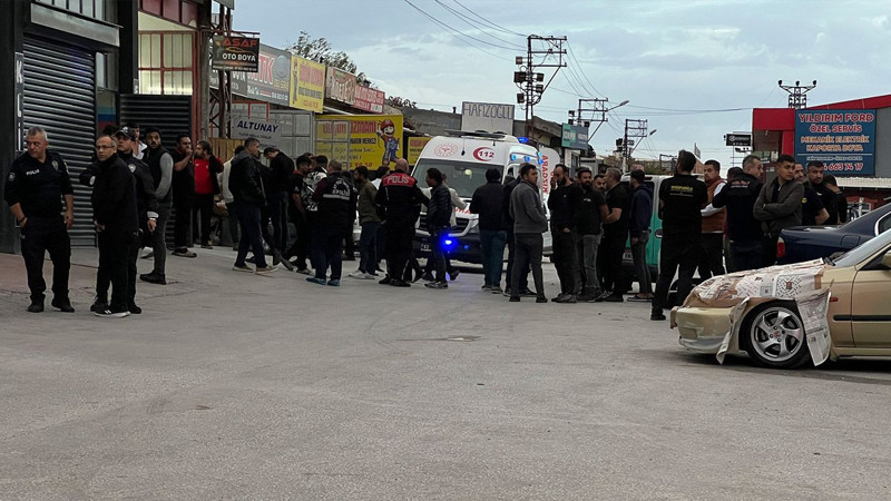 Sanayi sitesinde dehşet! Rastgele kurşun yağdırdı: Çok sayıda yaralı var - Resim: 2