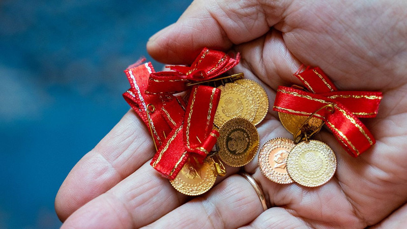 İslam Memiş’ten bomba açıklama! O tarihe dikkat çekti! Altın alınmalı mı satılmalı mı? - Resim: 14