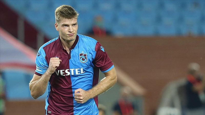 Fenerbahçe devre arasında hamle yapacaktı! Yıldız futbolcu için rakip çıktı - Resim: 9