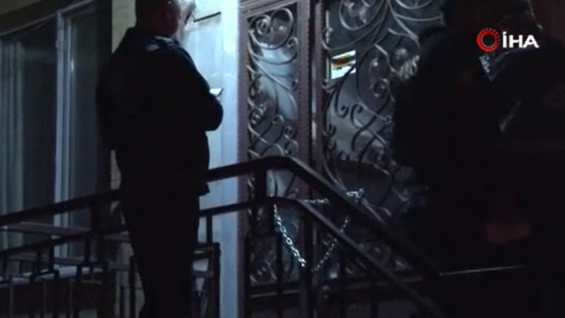 Kartal’da panikleten olay! 4 katlı binanın kolonlarında çatlaklar oluştu: Bina tahliye edildi - Resim: 4