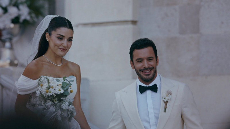Hande Erçel ve Barış Arduç'un partnerliği kısa sürdü! Aşk ve Gözyaşı'nda büyük hüsran - Resim: 4