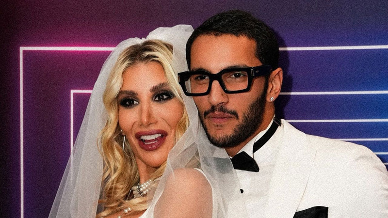 Evlenmeleri bekleniyordu! İrem Derici ve Melih Kunukcu ayrıldı mı? Ünlü şarkıcı sessizliğini bozdu - Resim: 2