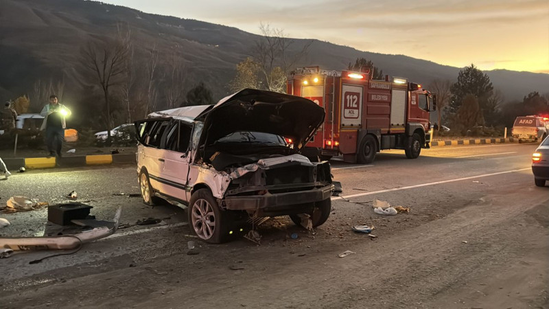 Karabük'te kahreden kaza: 1'i çocuk 2 kişi öldü - Resim: 3