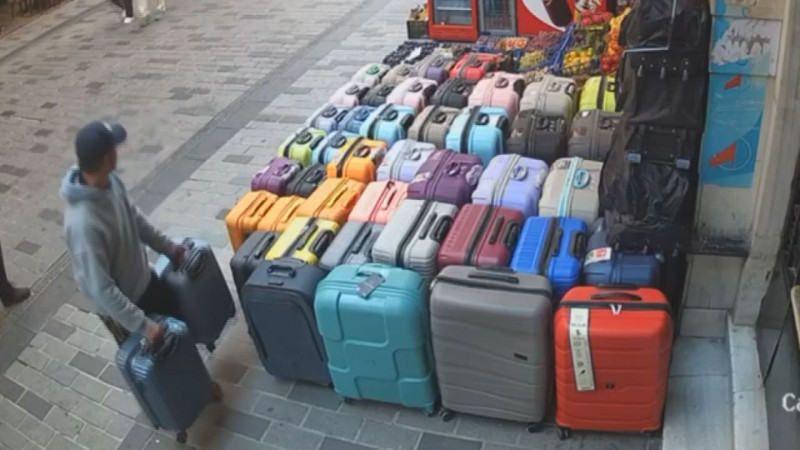 Beyoğlu'nda rahat vermedi! Kıskıvrak yakalanarak tutuklandı - Resim: 2