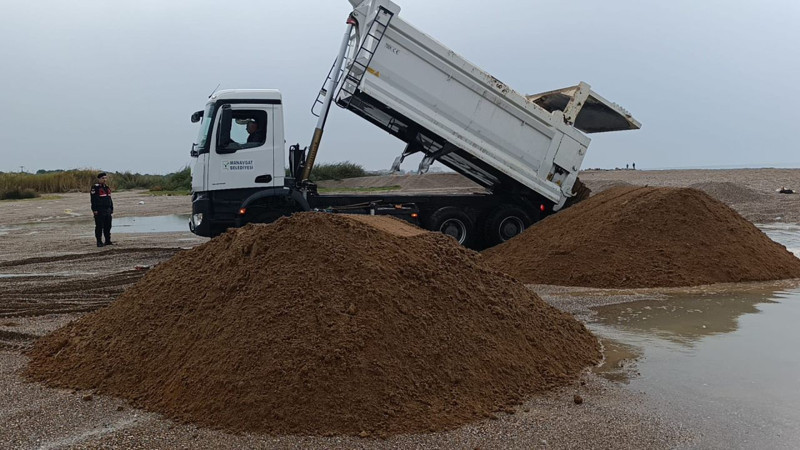 Kumları çalıp sahili talan etmişlerdi: 50 kamyon plaj kumunun gizemi çözüldü - Resim: 4