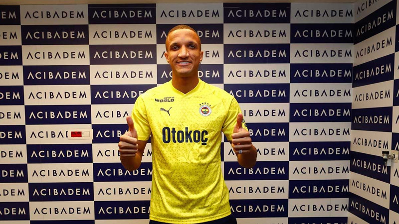 Fenerbahçe'de 11 ay sonra bir ilk! Yıldız futbolcuyu sahada görenler şaşırdı kaldı - Resim: 7