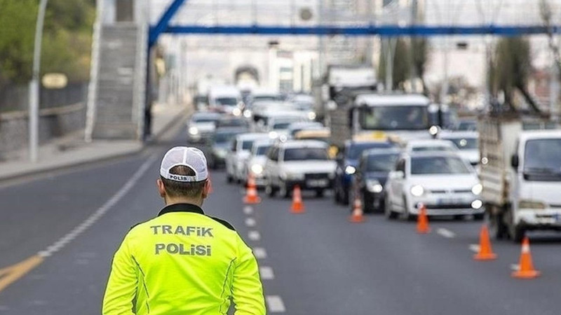 İstanbullular dikkat! Yola çıkmadan önce kesinlikle kontrol edin! Bugün bu yollar trafiğe kapalı olacak! - Resim: 1