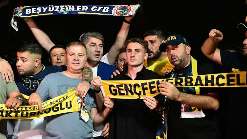 Fenerbahçe 40 milyon euro gibi bir servet yatırmıştı! Galatasaray maçındaki performansından sonra şok gelişme - Resim: 8