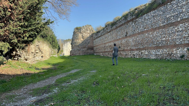 Papa gelince sit alanını satışa çıkardı! Tarihi surlar için o parayı istedi - Resim: 6
