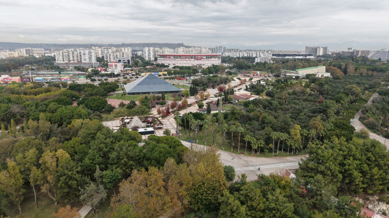Arap Süleyman miras davasında yeni aşama! Mirasçıları kentin kalbinin tapusunu istiyor! Milyar dolarlık arazide işletmelere mühür - Resim: 2