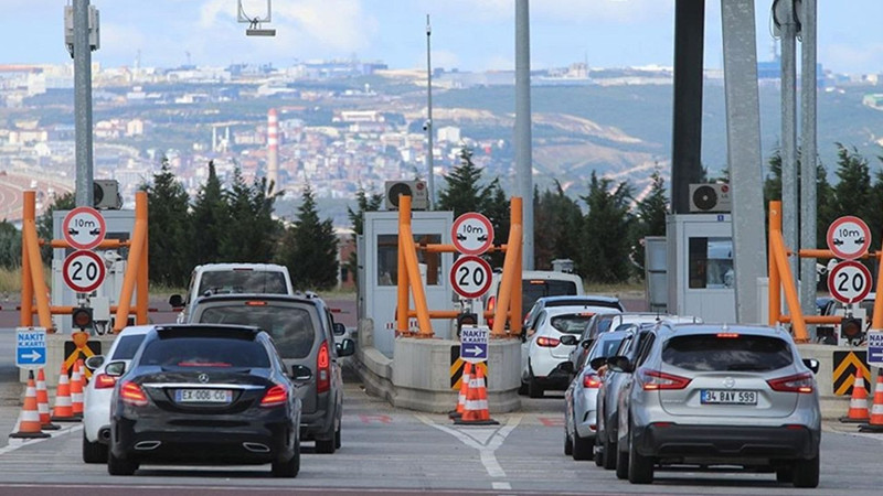 Köprü ve otoyol geçiş ücretlerine zam geldi! 1 Ocak'tan itibaren geçerli olacak: İşte 15 Temmuz, FSM, Osmangazi 2026 ücretleri... - Resim: 3
