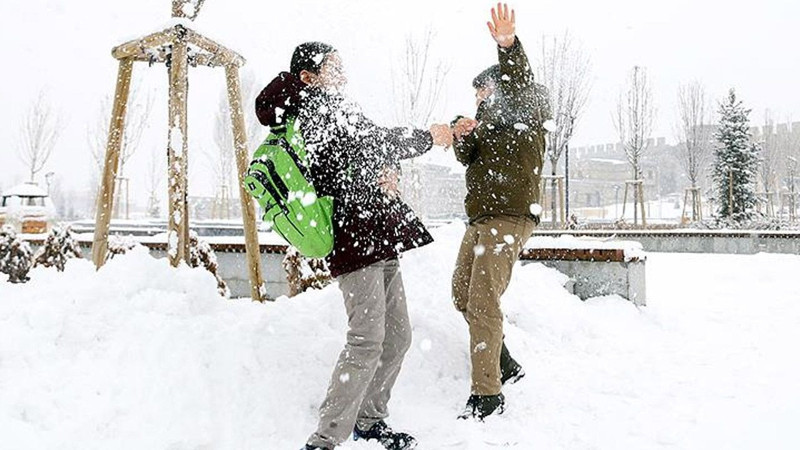 İstanbul’un o ilçelerinde okullar tatil edildi! Eğitime kar engeli: Açıklamalar peş peşe geldi... İşte 2 Ocak Cuma okulların tatil edildiği il ve ilçeler - Resim: 13
