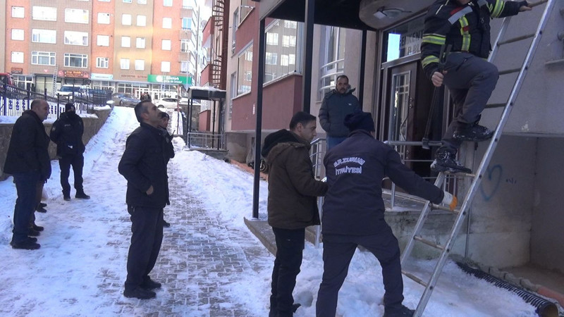 Erzurum'da vicdanları sızlatan olay! Ekipler şaşkına döndü: Evde tek başına buldular - Resim: 4