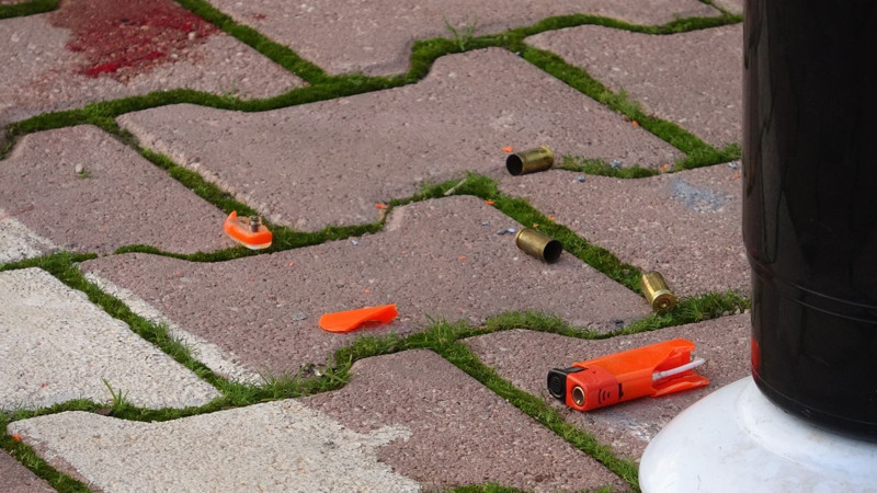 Antalya’da aile dehşeti! Kimse ne olduğunu anlayamadı... Abisini öldürüp, yengesini vurdu - Resim: 5