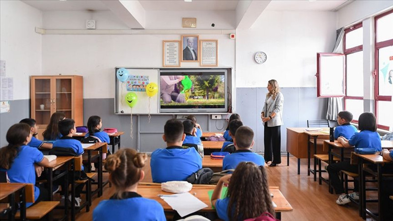 Ders ortamı dijitale mi taşınıyor? MEB'ten velileri ilgilendiren karar - Resim: 2