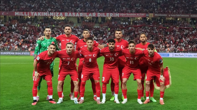 Türkiye-Romanya maçı öncesinde büyük şok! Ülke futbolu bu haberle sarsıldı - Resim: 3