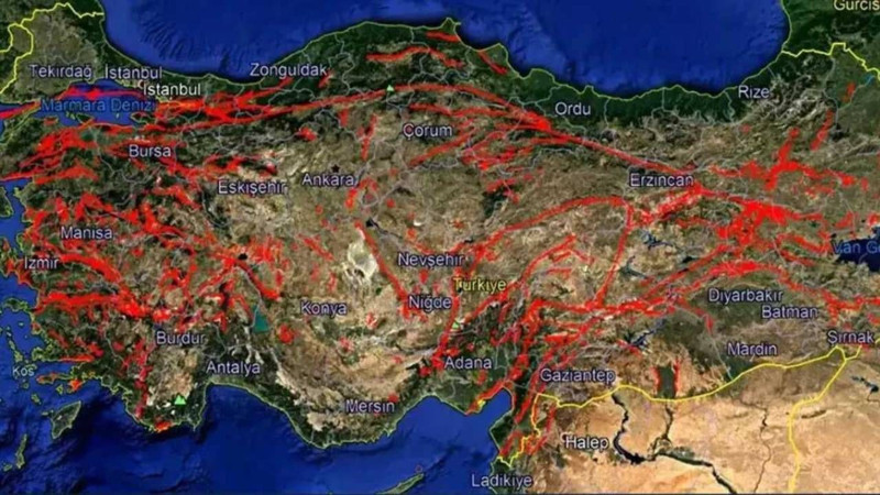 Üşümezsoy'dan 6.5 büyüklüğünde deprem uyarısı! "Şehir tam fayın üstünde" - Resim: 5