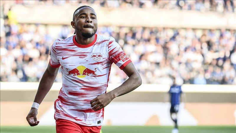 Fenerbahçe'de Saran kendini affettirecek! Forvete dünya yıldızı 2 golcü - Resim: 9