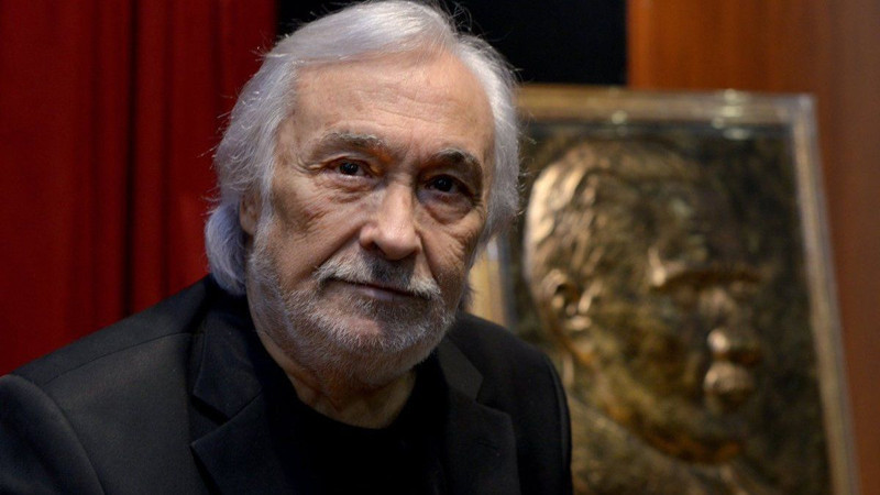 'Gırgıriye Müzikali'nde gergin anlar yaşamıştı! Müjdat Gezen hastaneden taburcu oldu, soluğu orada aldı! - Resim: 3