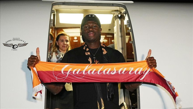 Galatasaray'da takım içerisinde maaş krizi! İş ayrılığa kadar bile gidebilir - Resim: 2