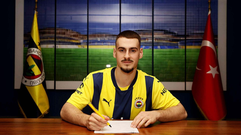 Fenerbahçe’de büyük temizlik başladı! 13 yabancının bileti kesildi! - Resim: 13