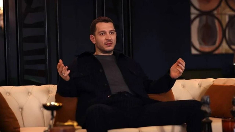 Uraz Kaygılaroğlu’ndan sahnede olay sözler: Eski ömrüm ve yeni ömrüm burada - Resim: 3