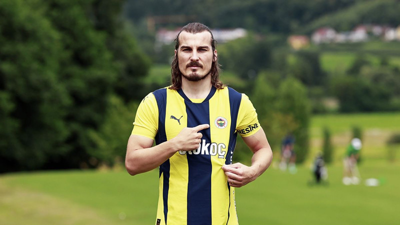 Fenerbahçe'de Aziz Yıldırım talimatı verdi! Gelince bu 5 ismi takımda görmek istemiyor - Resim: 8
