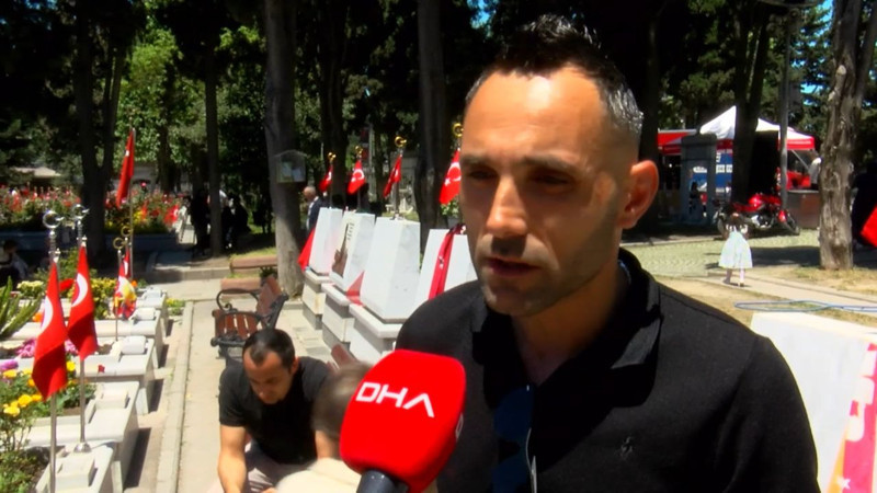 Kurban Bayramı’nda şehitlikte duygu dolu ziyaret! Hüzün ve gurur bir arada: Bizim bayramımız mahşere kaldı - Resim: 4