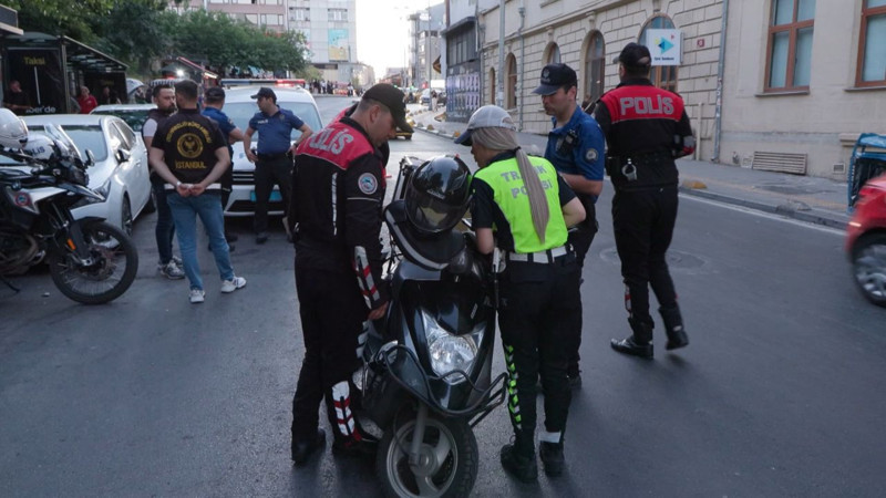 Ehliyeti daha 4 gün önce almıştı! İsyanı sosyal medyaya damga vurdu: Motosikleti bağlamasalar iyiydi - Resim: 3