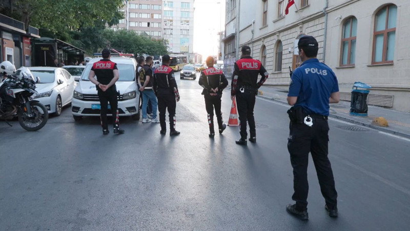 Ehliyeti daha 4 gün önce almıştı! İsyanı sosyal medyaya damga vurdu: Motosikleti bağlamasalar iyiydi - Resim: 5