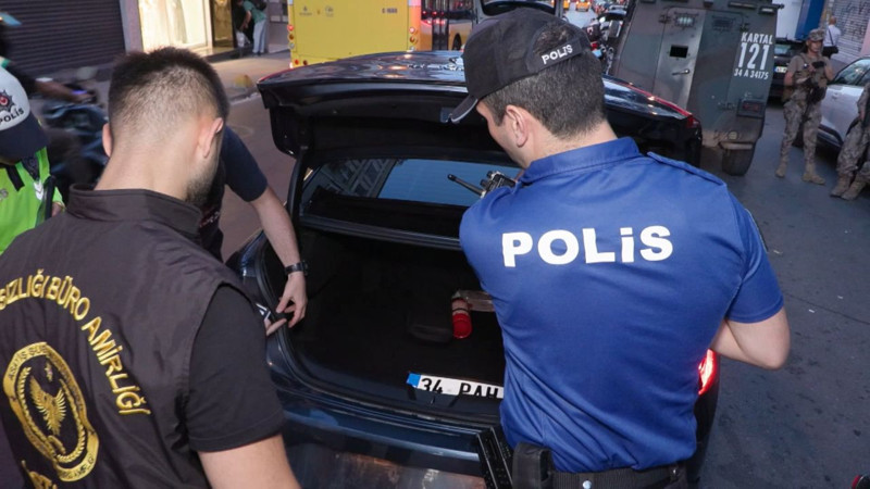 Ehliyeti daha 4 gün önce almıştı! İsyanı sosyal medyaya damga vurdu: Motosikleti bağlamasalar iyiydi - Resim: 4