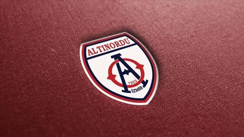 Türk futbolcunun oyuncu fabrikasıydı! Şok kararı duyuruldu: Ligden çekildiler - Resim: 2