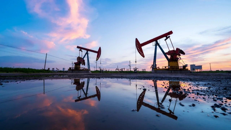 Dünyanın gözü kulağı buradaydı! 80 hedef birden vuruldu! Petrol piyasası nakavt oldu - Resim: 6
