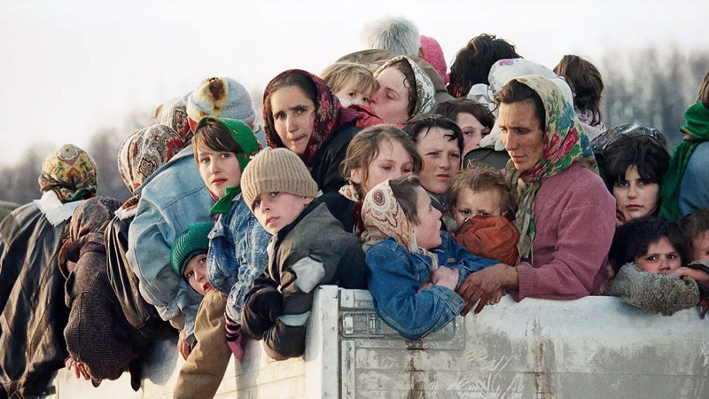İnsanlık tarihinin kara lekesi: Srebrenitsa Soykırımı! Bir kasaba, binlerce hayat, tek bir utanç - Resim: 3