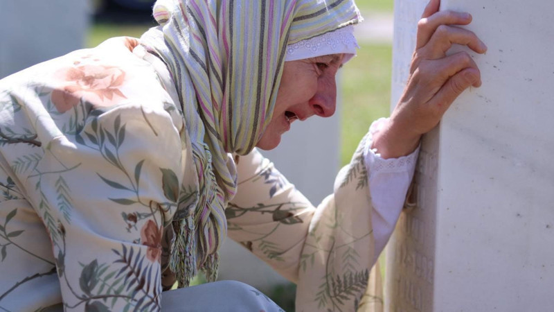 İnsanlık tarihinin kara lekesi: Srebrenitsa Soykırımı! Bir kasaba, binlerce hayat, tek bir utanç - Resim: 9