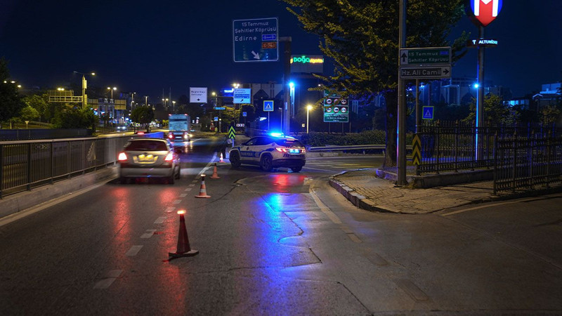 Yola çıkacaklar dikkat: Metrobüs güzergahı da değiştirildi! 15 Temmuz Şehitler Köprüsü ve bazı yollar trafiğe kapatıldı - Resim: 2