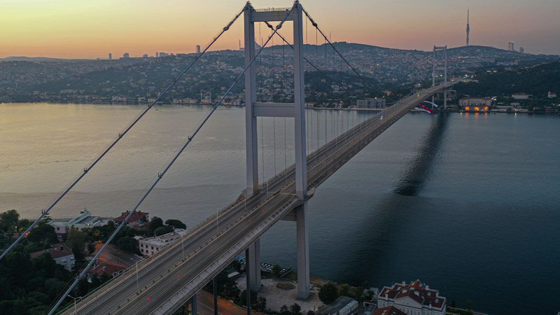 Yola çıkacaklar dikkat: Metrobüs güzergahı da değiştirildi! 15 Temmuz Şehitler Köprüsü ve bazı yollar trafiğe kapatıldı - Resim: 3