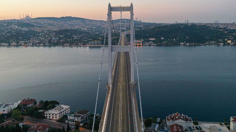 Yola çıkacaklar dikkat: Metrobüs güzergahı da değiştirildi! 15 Temmuz Şehitler Köprüsü ve bazı yollar trafiğe kapatıldı - Resim: 4