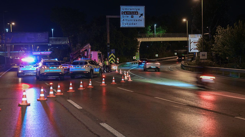 Yola çıkacaklar dikkat: Metrobüs güzergahı da değiştirildi! 15 Temmuz Şehitler Köprüsü ve bazı yollar trafiğe kapatıldı - Resim: 7