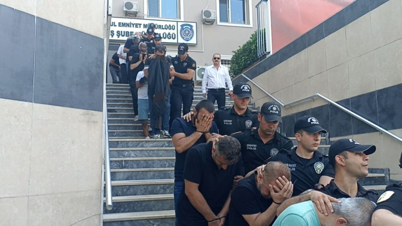 Yediemin otoparkında milyarlık vurgun! Yapay zeka ile sahte rapor yapmışlar! Telefon dinlemesine takılan o sözler şoke etti: Nakit yok, oradan birkaç tane radyatör sökün - Resim: 13
