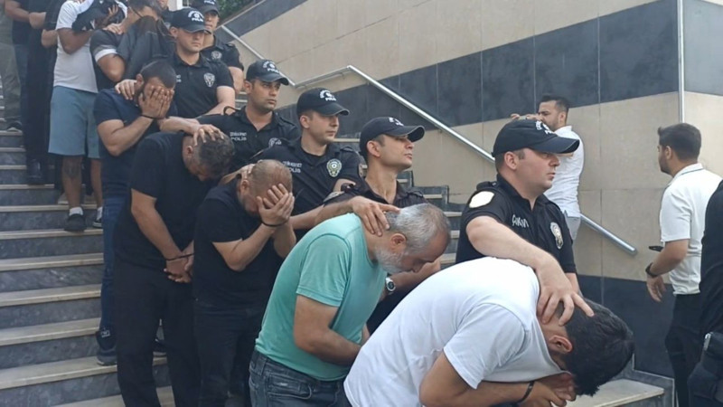 Yediemin otoparkında milyarlık vurgun! Yapay zeka ile sahte rapor yapmışlar! Telefon dinlemesine takılan o sözler şoke etti: Nakit yok, oradan birkaç tane radyatör sökün - Resim: 11