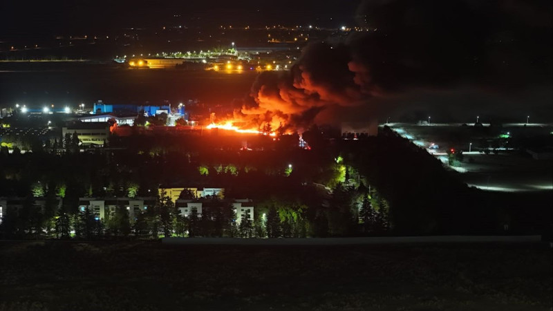 Eskişehir'deki TUSAŞ yerleşkesinde yangın! Fabrika tahliye edildi: Çok sayıda ekip bölgede - Resim: 4