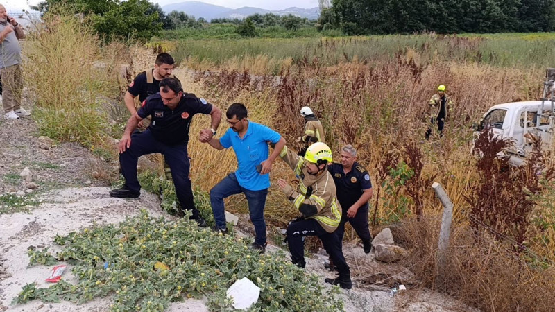 Bursa’da korku dolu kaza: Patlayan lastik sonu oluyordu! - Resim: 2