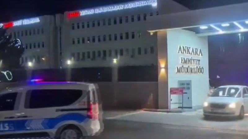 Sixtiees Pub'a fuhuş operasyonu! Diz boyu rezillik: İğrenç yazışmalar ortaya çıktı - Resim: 8