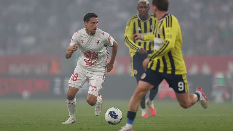 Polonya'da çarpıcı Fenerbahçe manşeti: Merhameti yok! - Resim: 4
