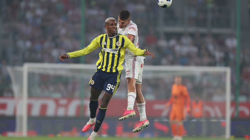 Polonya'da çarpıcı Fenerbahçe manşeti: Merhameti yok! - Resim: 5