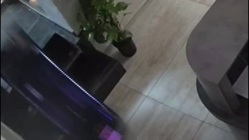 Amasya’da ilginç anlar! Robot garson kendini merdivenlerden attı: “Çalışma stresi yaşadığını düşünüyoruz, izin verdik” - Resim: 5