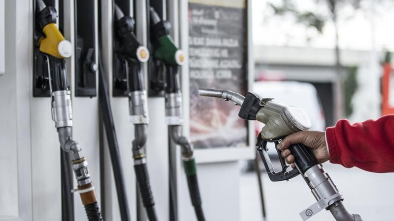 Benzine yeni zam! Tarih verildi: Tabelalar değişecek - Resim: 1
