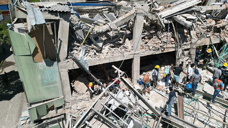 Kolombiya'da adeta kıyamet koptu! 7.4'lük deprem şehri yerle bir etti: Yüzlerce ölü, 700'den fazla yaralı! Dehşet veren anlar kamerada - Resim: 8